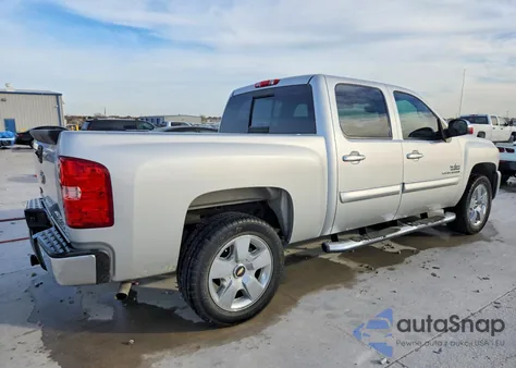 2011 Chevrolet Silverado C1500 Lt из США, поврежденный, VIN 3GCPCSE02BG233192